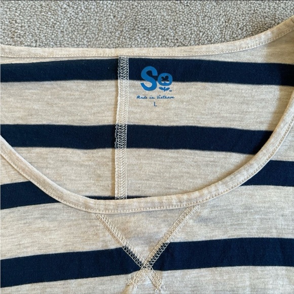 SO white and navy blue striped crop boxy tee - Picture 3 of 4